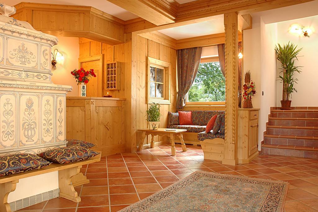Hotel Garni La Soldanella Мадона ди Кампильо Екстериор снимка