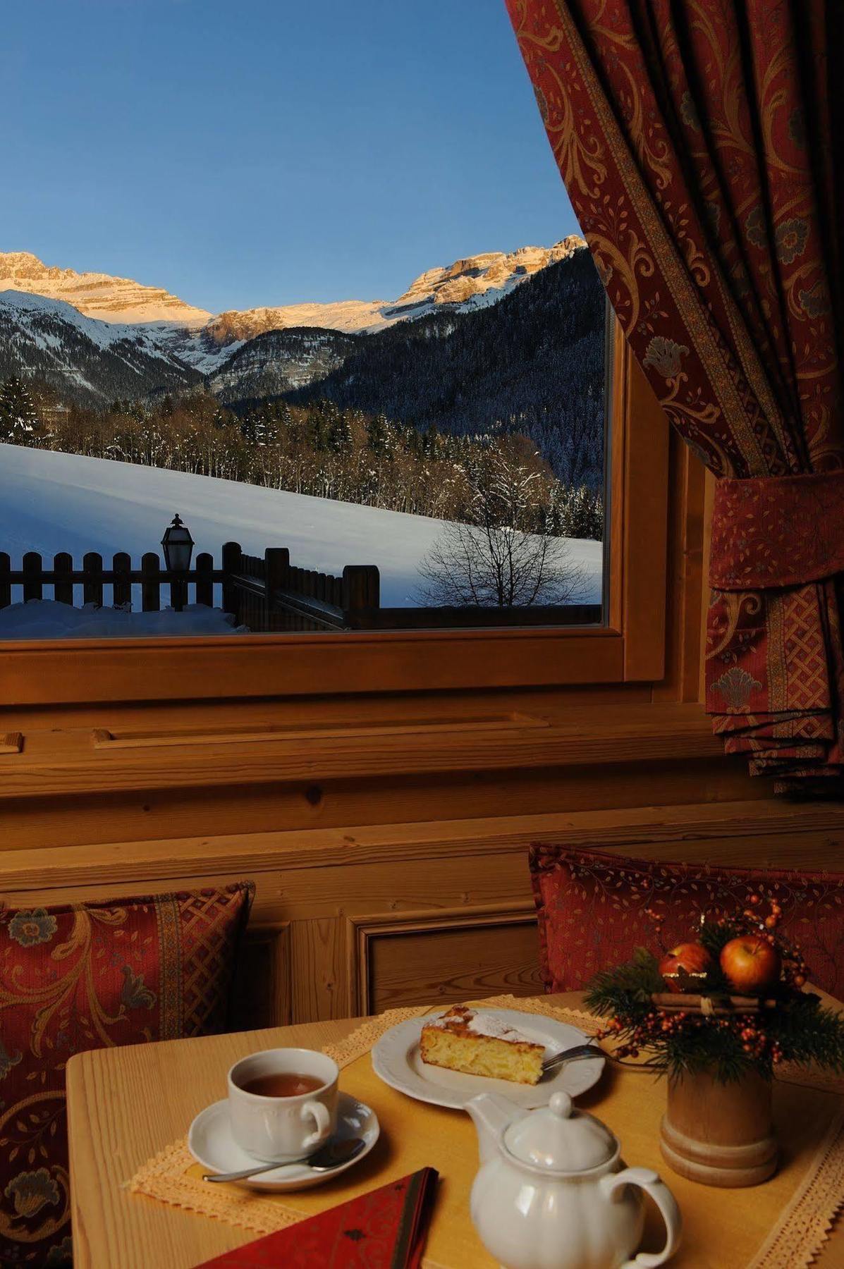 Hotel Garni La Soldanella Мадона ди Кампильо Екстериор снимка