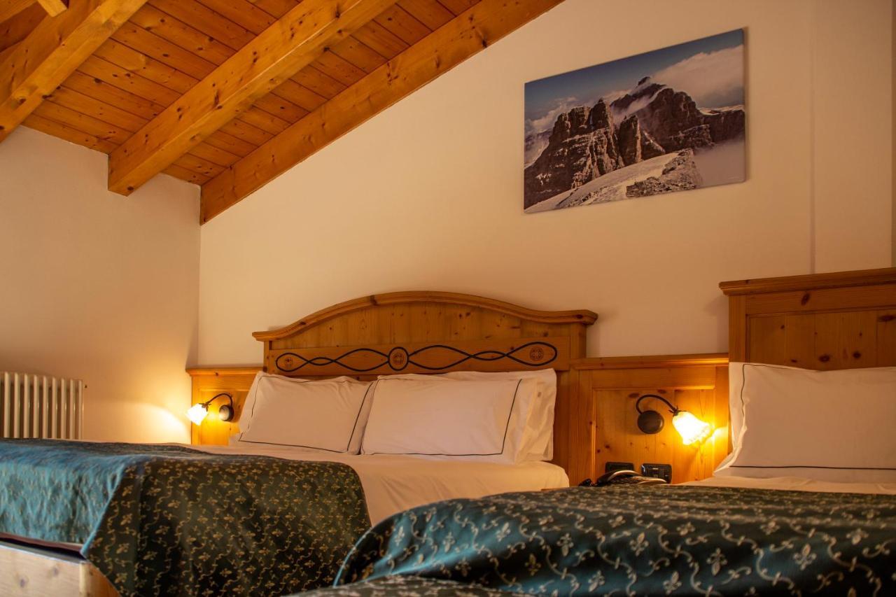 Hotel Garni La Soldanella Мадона ди Кампильо Екстериор снимка