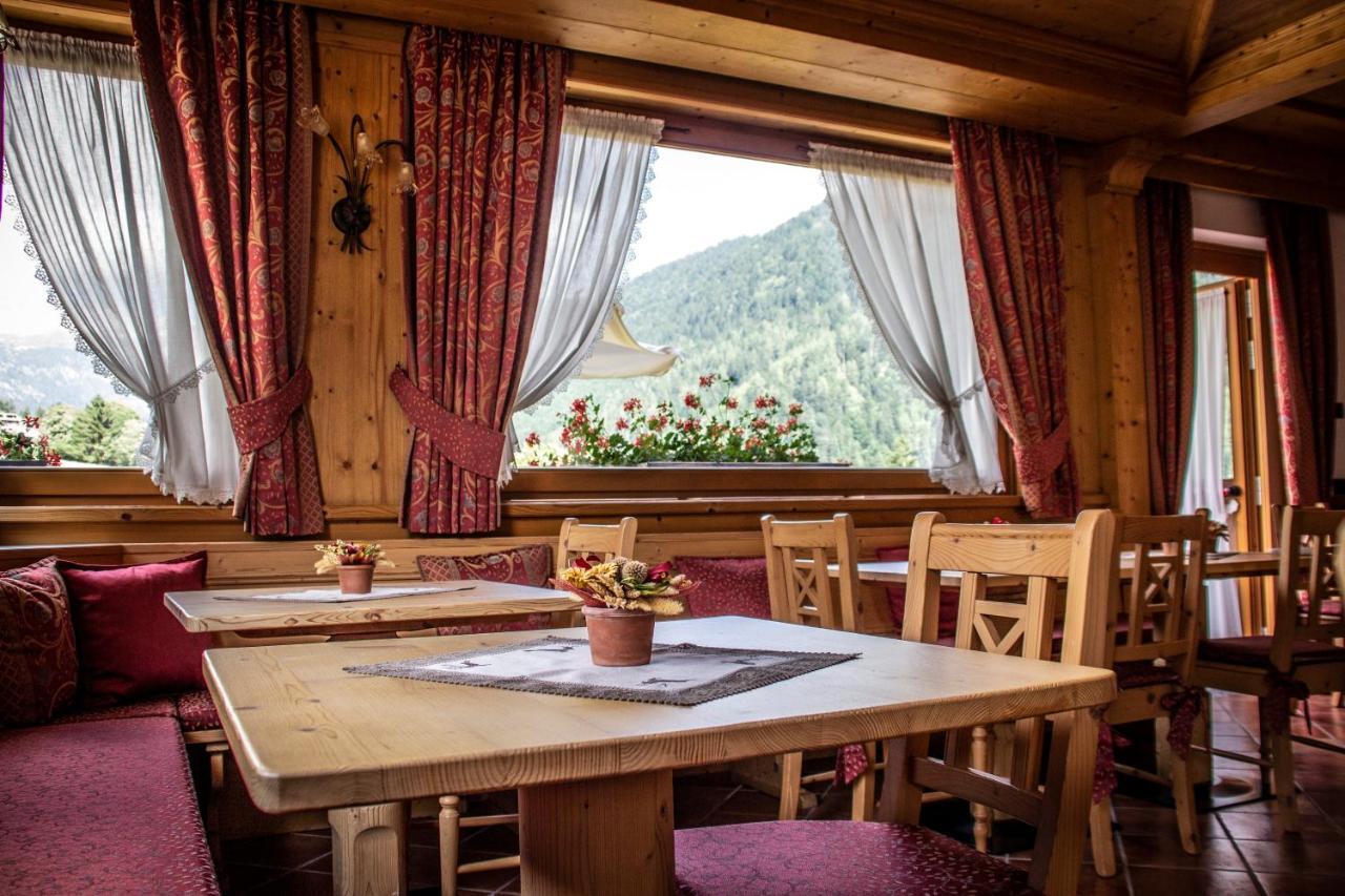 Hotel Garni La Soldanella Мадона ди Кампильо Екстериор снимка